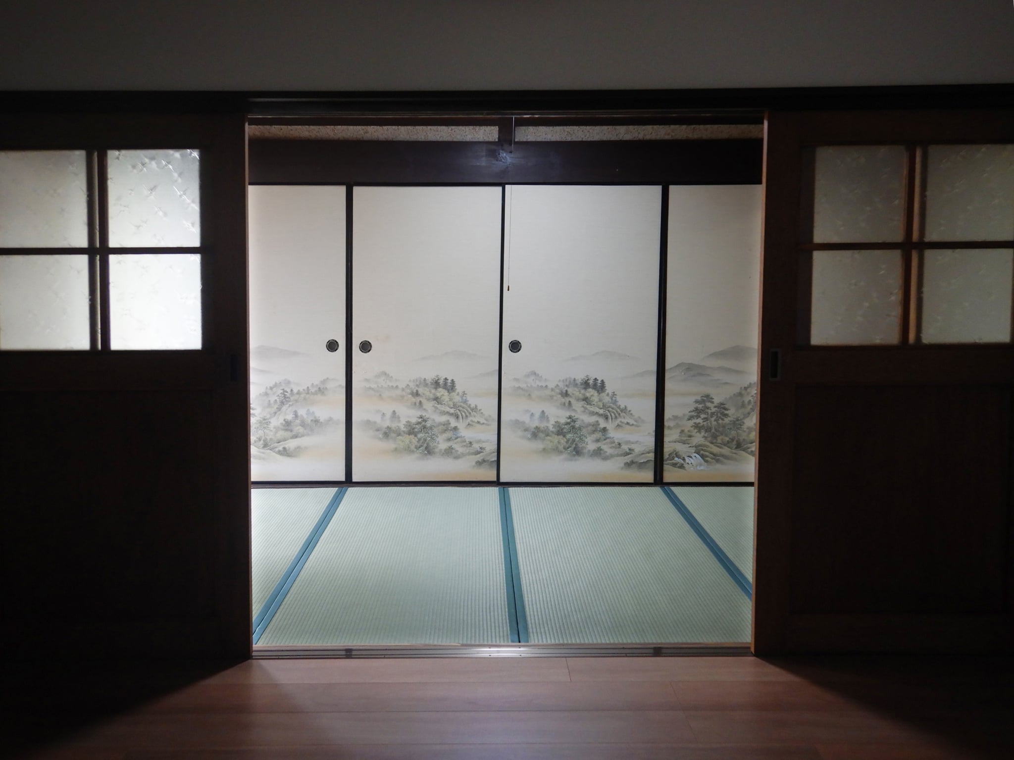 襖　日本家屋ならではの雰囲気も残したリフォームです。